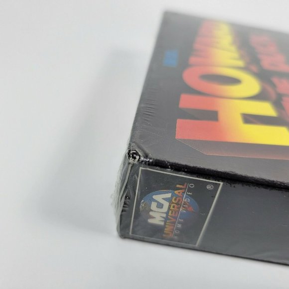 Howard the Duck (NEW SEALED VHS, 1993 Print) Blue Universal Film Reel Watermark - Picture 7 of 9